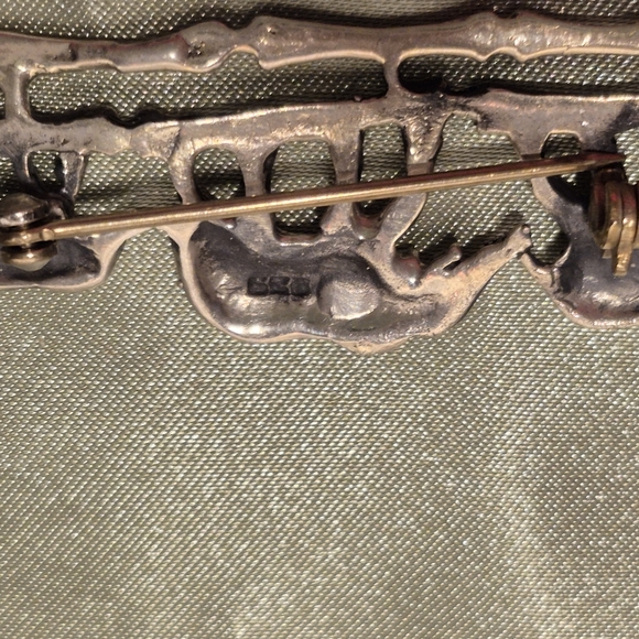 Sterling Slver Three (3l Elephants Trunks Up & Connected Family Brooch 925 Mark - Picture 4 of 6